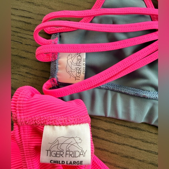 Tiger Friday Set - Picture 3 of 3